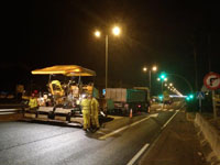 Spreading of sound-deadening mixture Spreading of sound-deadening mixture