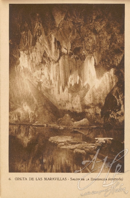 AHPH. F-001/104. Gruta de las Maravillas. Salón de la Esmeralda. Aracena (Huelva). AHPH. F-001/104. Gruta de las Maravillas. Salón de la Esmeralda. Aracena (Huelva).