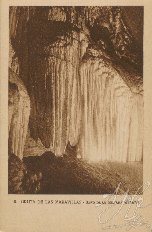 AHPH. F-001/108. Gruta de las Maravillas. Baño de la Sultana (detalle). Aracena (Huelva). AHPH. F-001/108. Gruta de las Maravillas. Baño de la Sultana (detalle). Aracena (Huelva).