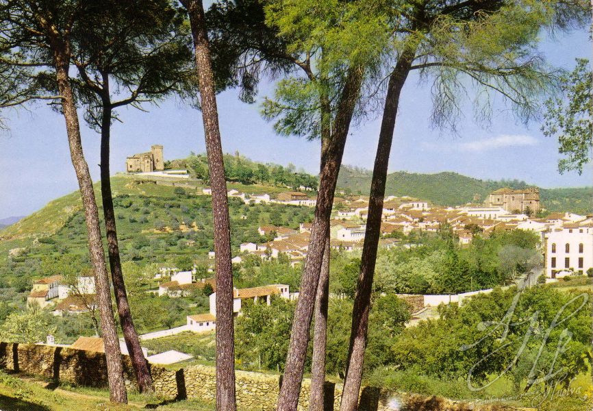 AHPH. F-001/261. Castillo y vista parcial. Aracena (Huelva). AHPH. F-001/261. Castillo y vista parcial. Aracena (Huelva).