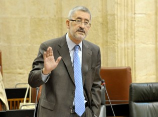 Antonio Ávila durante una sesión parlamentaria.