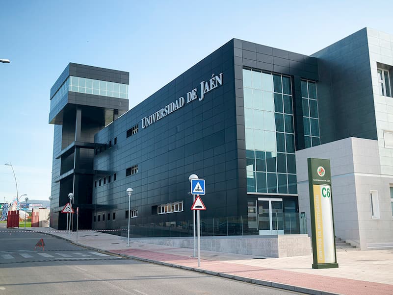 uja