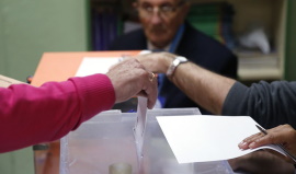 Urna. Foto de archivo