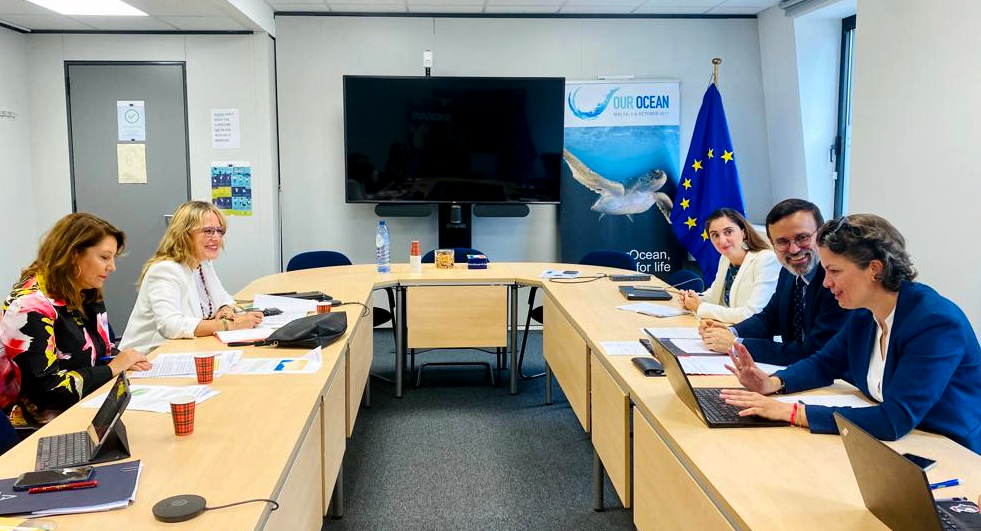 La consejera se reúne en Bruselas con el director en funciones de Política Pesquera para el Mediterráneo y el Mar Negro