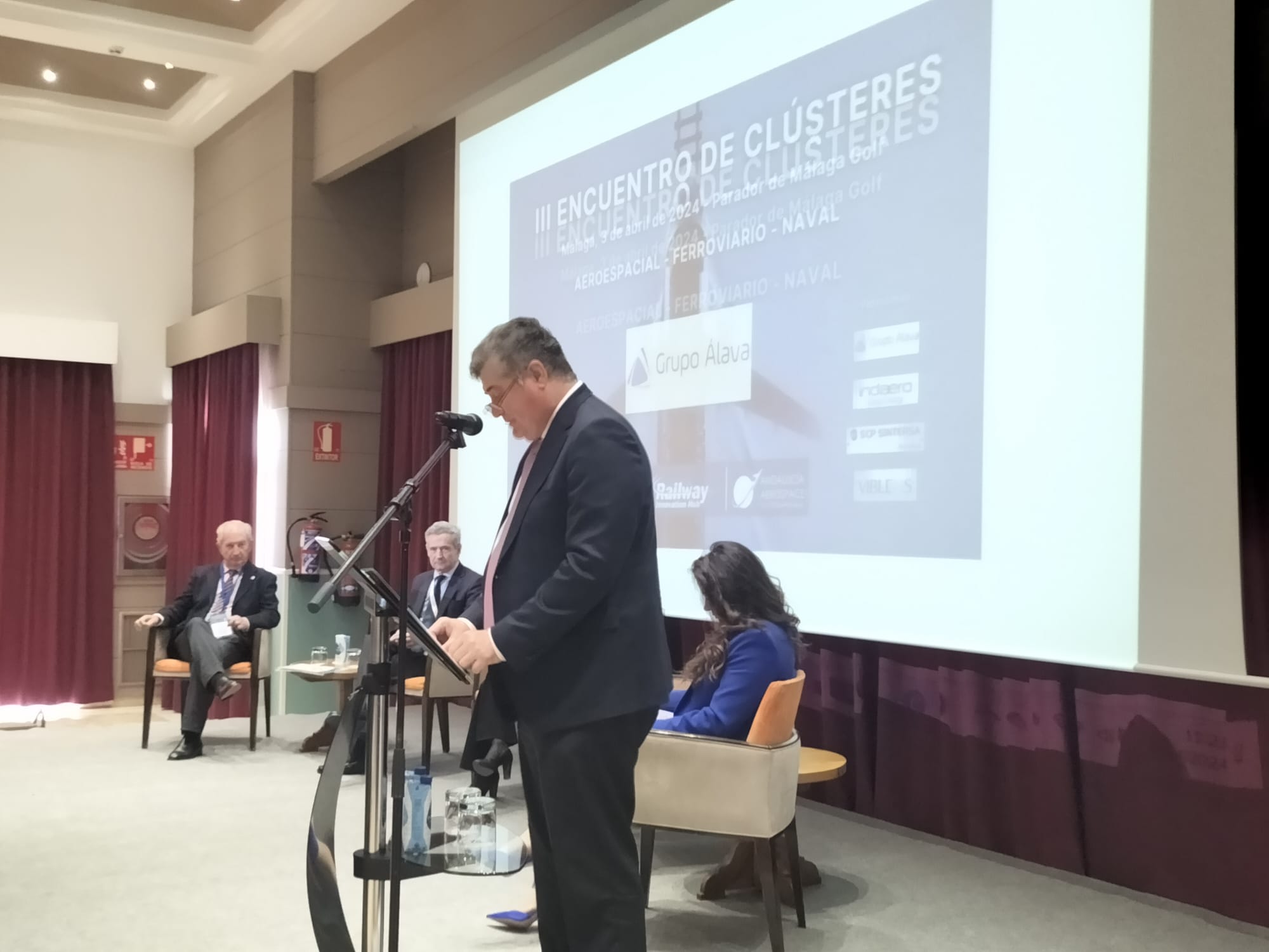 Antonio Posadas en el III Encuentro de Clústeres