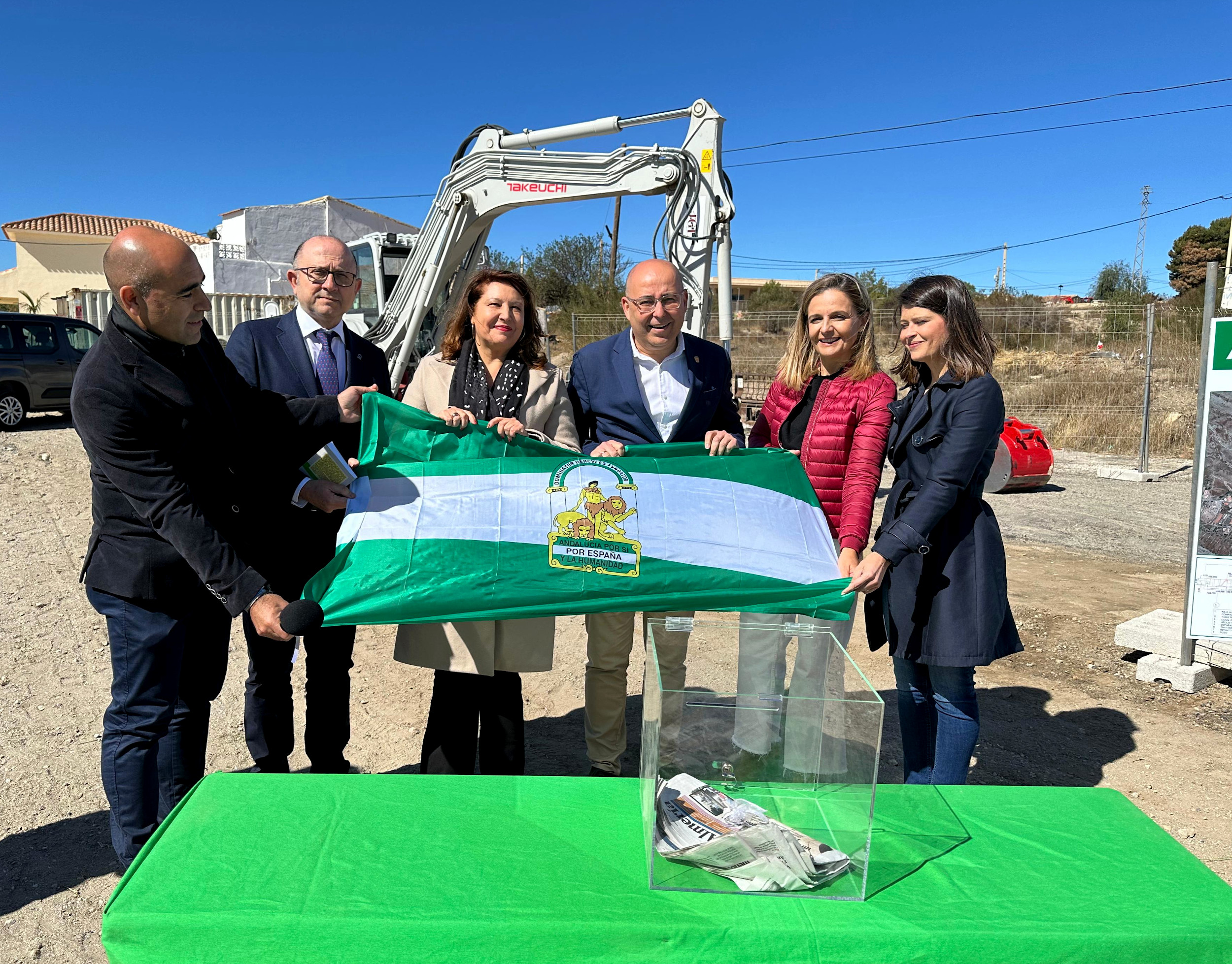 Carmen Crespo coloca la primera piedra de la EDAR de Úrcal (Huércal-Overa, Almería)
