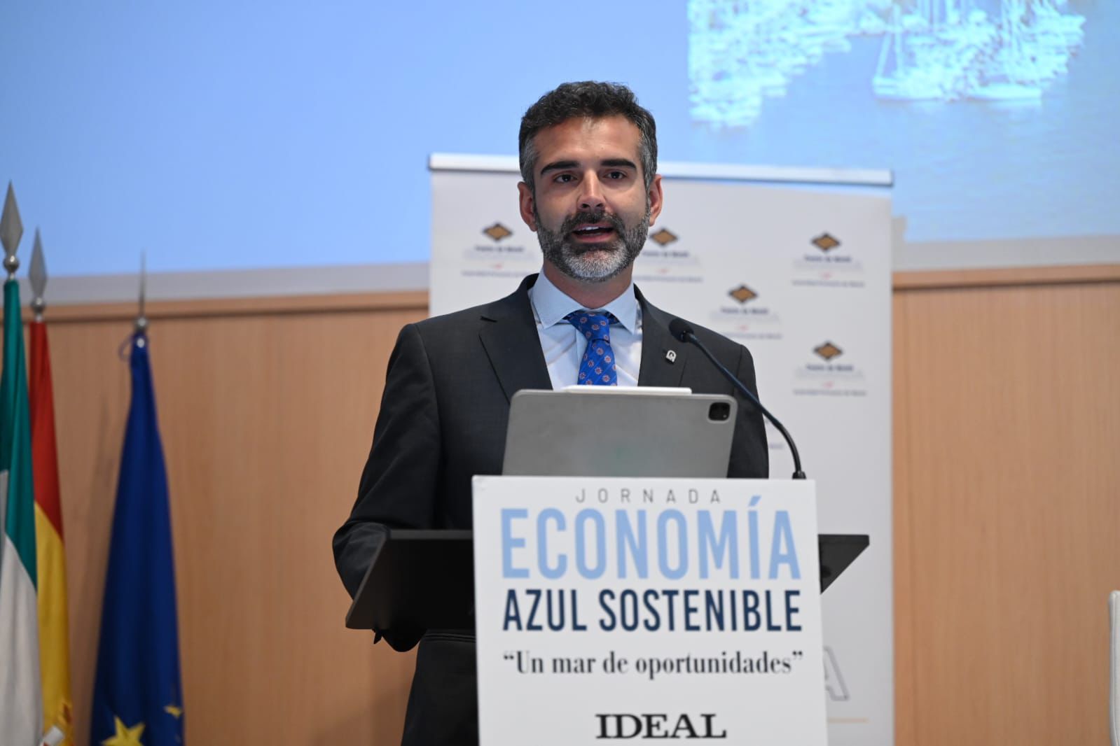 Fernández-Pacheco interviene en la Jornada de Economía Azul Sostenible en la costa de Granada