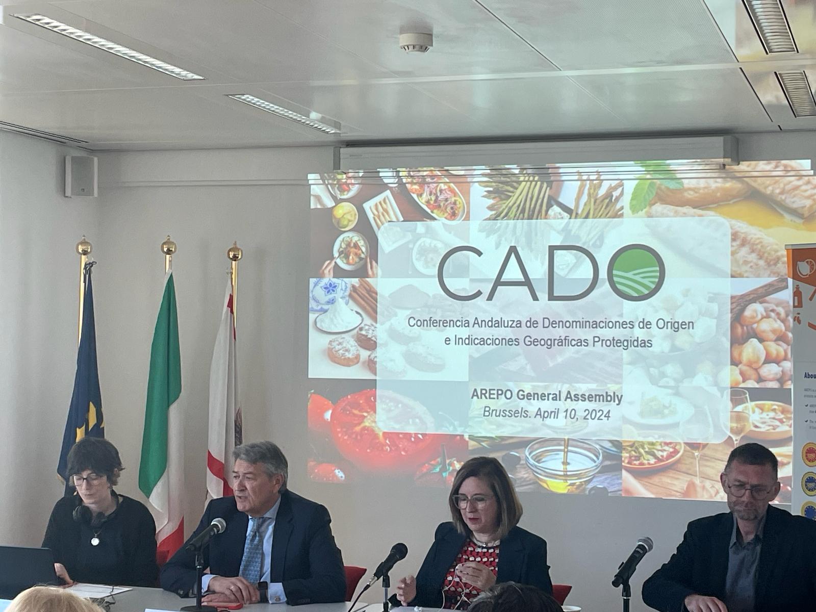 La CADO presenta su candidatura a la vicepresidencia de Arepo en la asamblea de la entidad