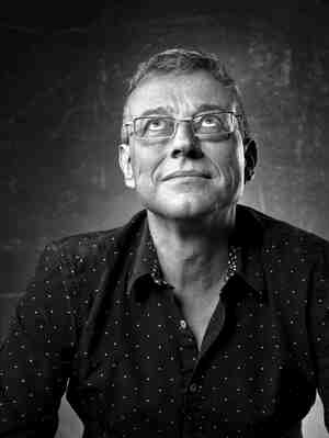 Fotografía del autor invitado, Carlos Holemans (Autoría: Ángel Álvarez)