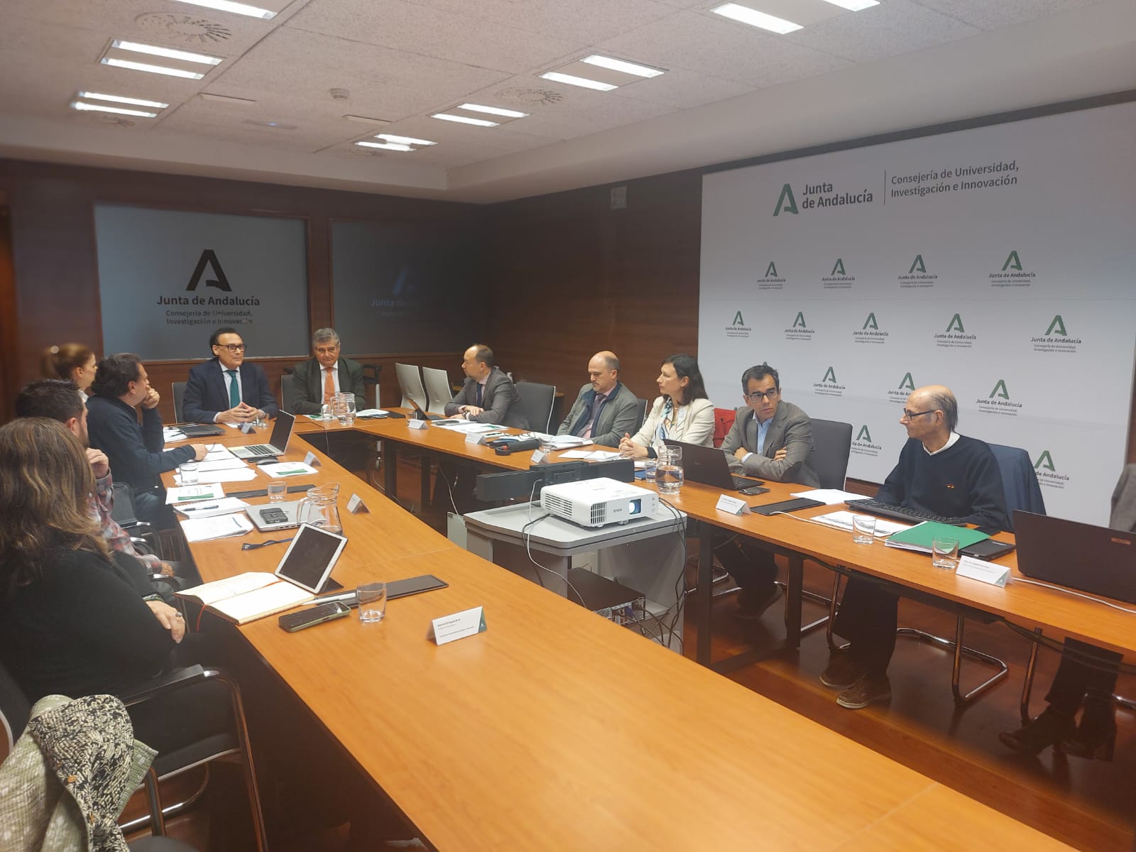 Villamandos durante su participación en el comité de seguimiento de la Estrategia Aeroespacial de Andalucía
