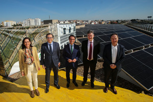 Visita a las instalaciones fotovoltaicas en los Talleres y Cocheras de Metro de Sevilla.