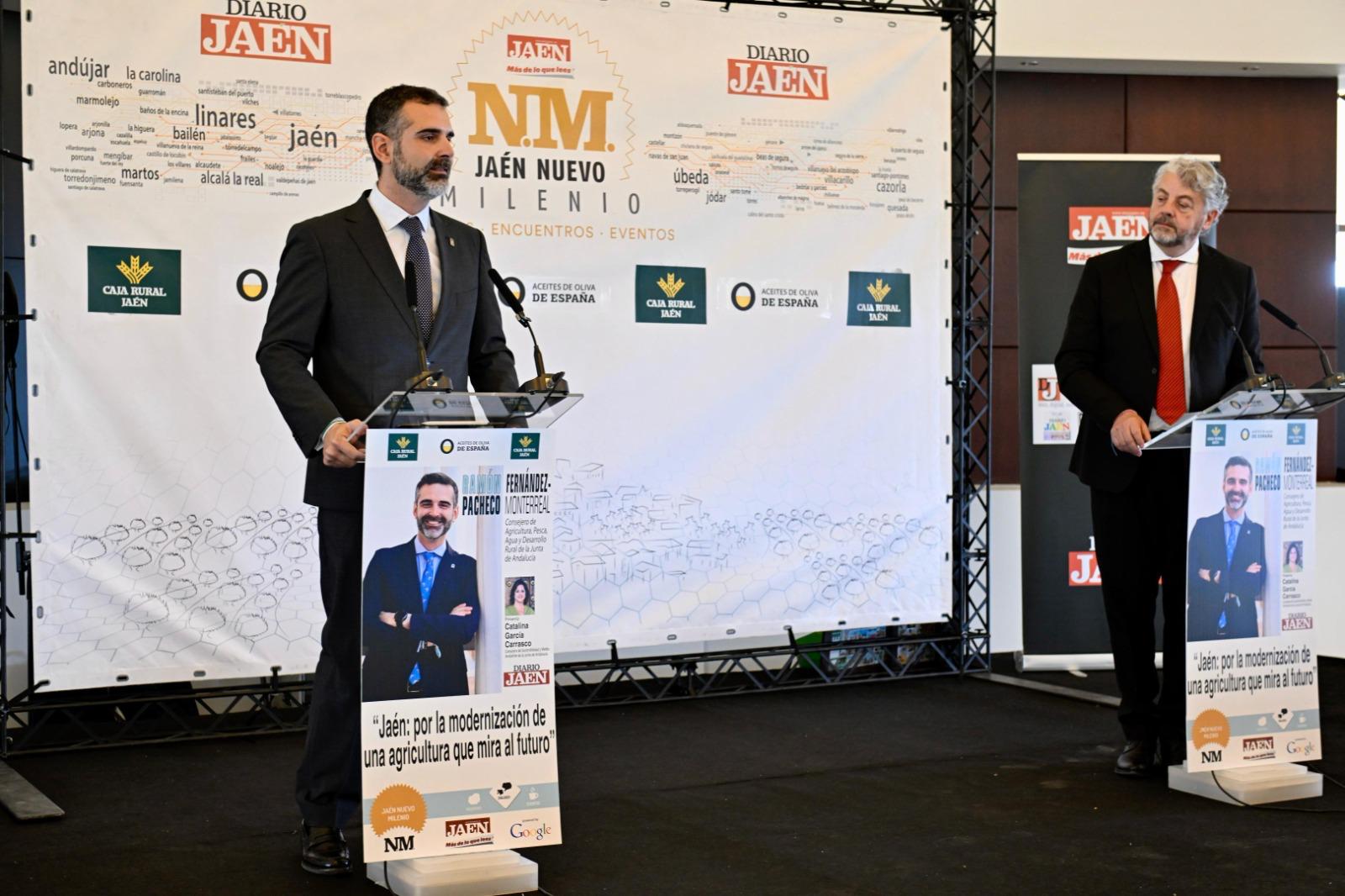 El consejero durante su intervención en el desayuno informativo organizado por Diario Jaén