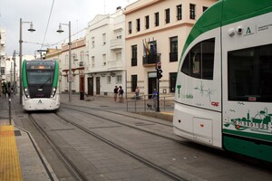 Tranvía de la Bahía de Cádiz calle Real