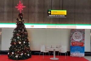 El metro de Málaga amplía su oferta de transporte por Navidad.