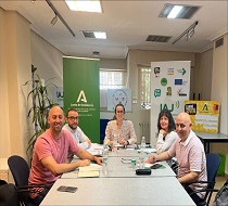 Reunión del IAJ de Jaén y técnicos de juventud de varios municipios