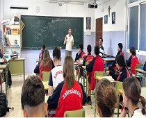 Los alumnos en el taller en el que colabora el IAJ