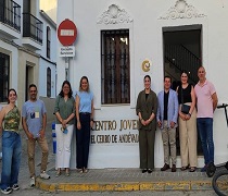 Entrada al Centro Joven Municipal