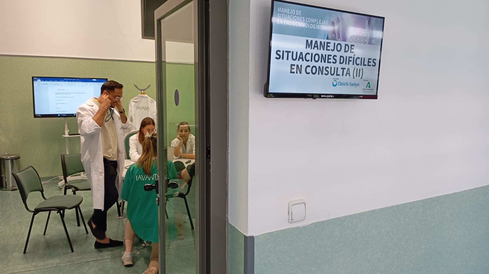 Granada acoge un curso pionero sobre enfermedades endocrinas complejas