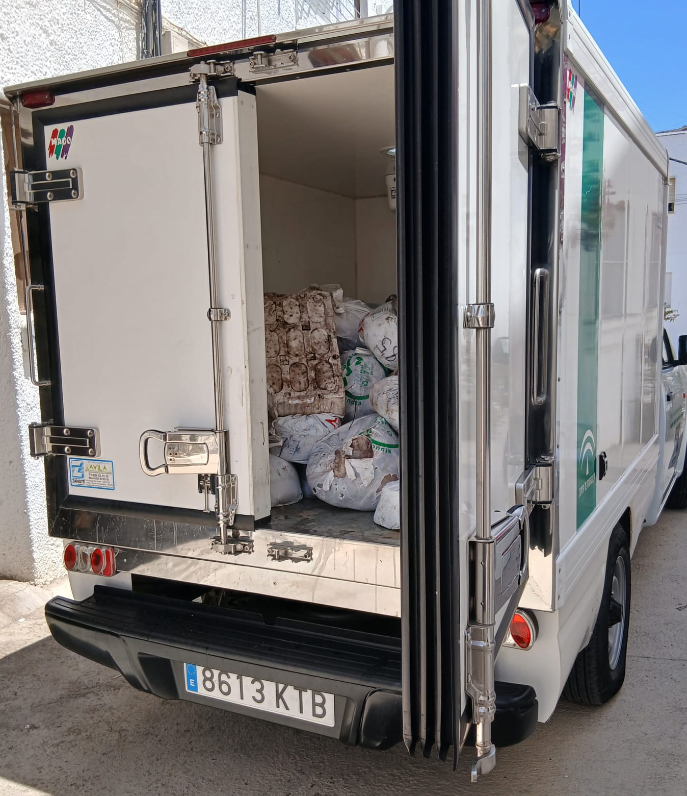 Imagen del pulpo congelado incautado en Níjar (Almería)