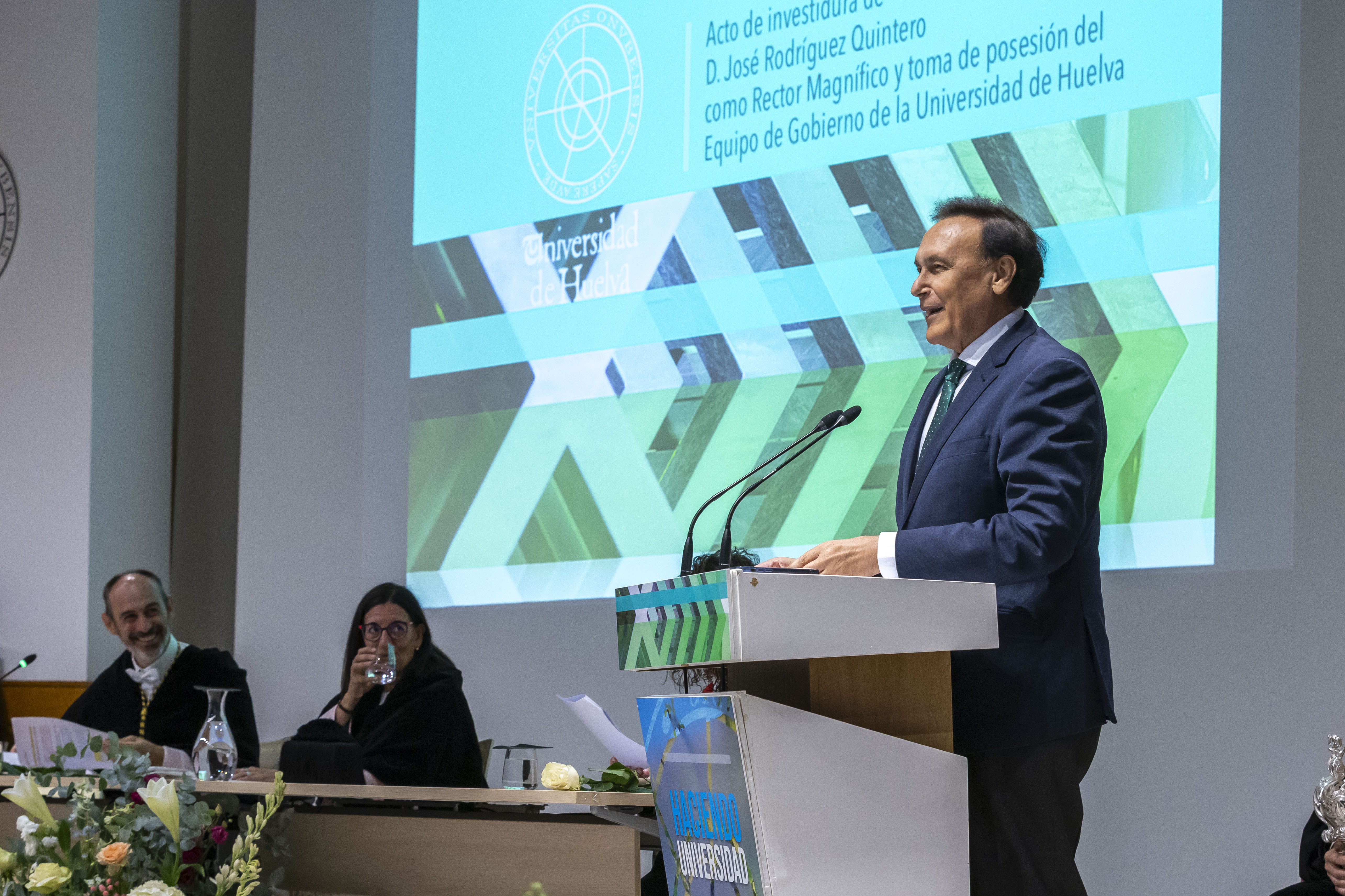 Investidura rector UHU