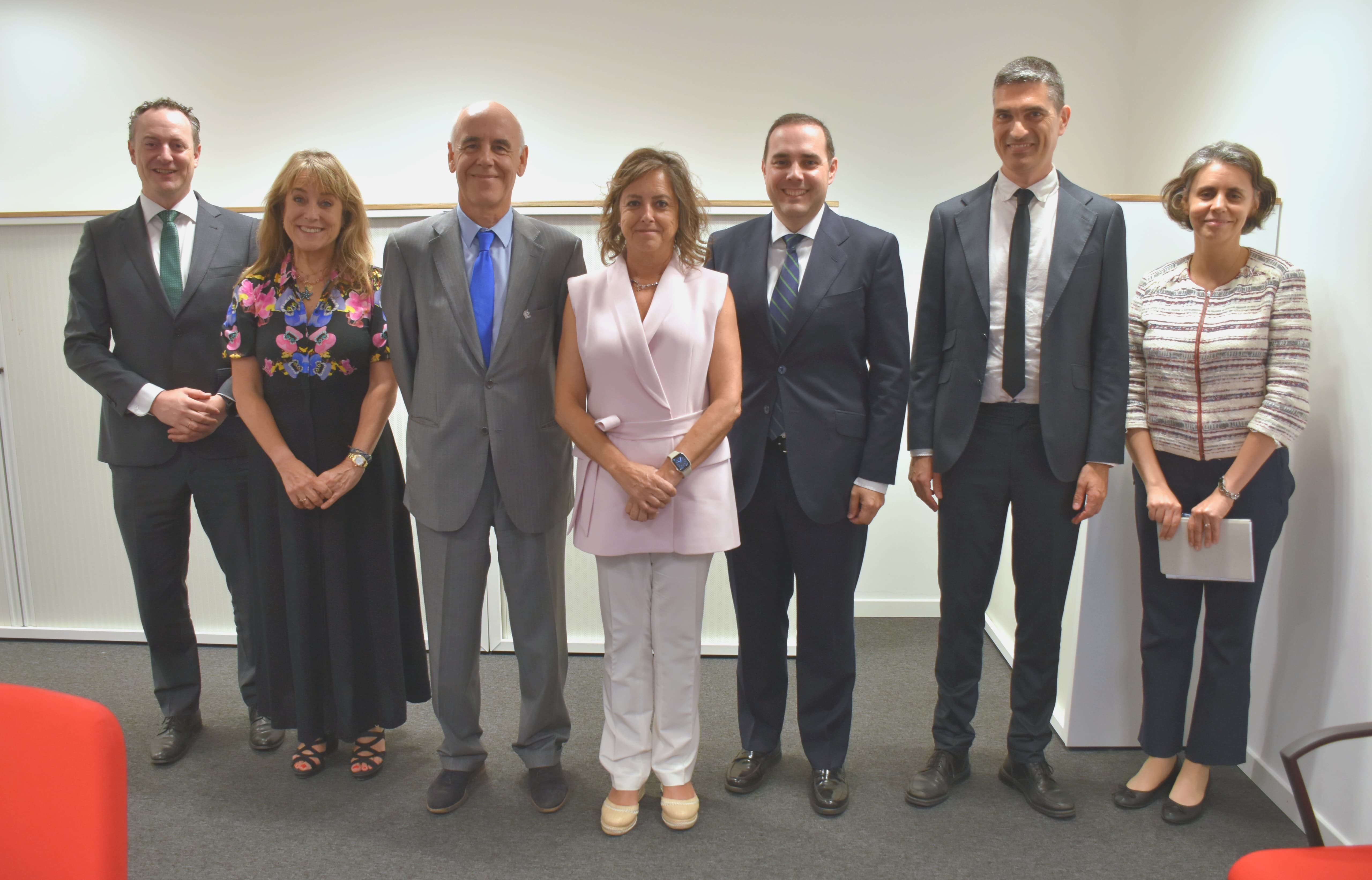 Catalina García ha trasladado el firme compromiso del Gobierno andaluz con una gestión forestal activa y sostenible.