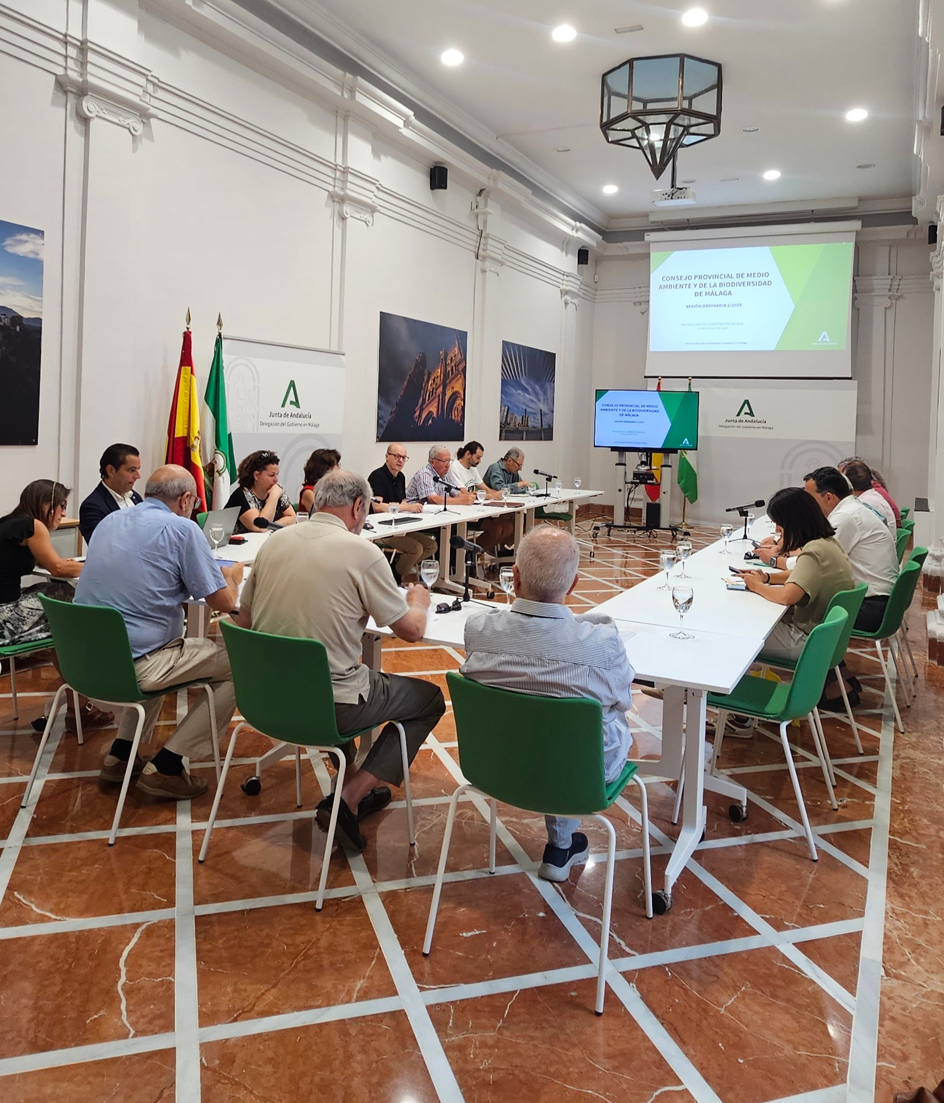 El delegado José Antonio Víquez ha informado de las actuaciones medioambientales de la Junta en la provincia.