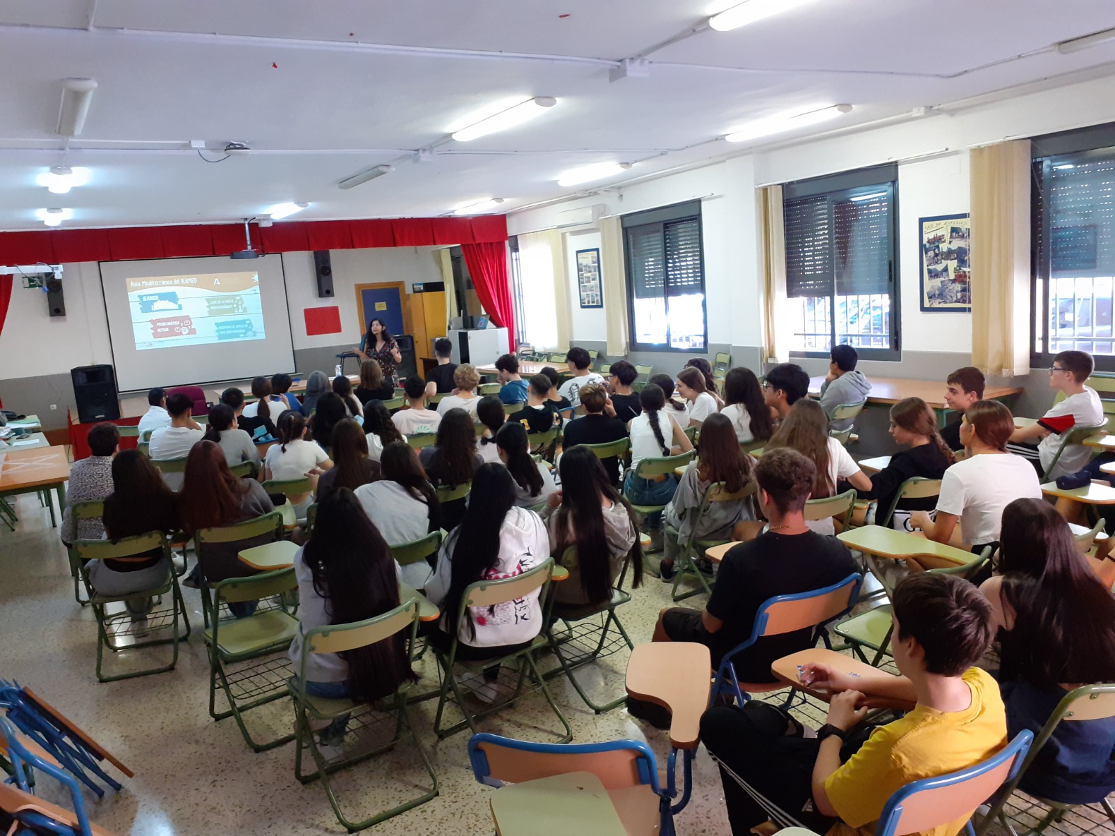 Estudiantes andaluces aprender hábitos saludable en el Aula Mediterránea.