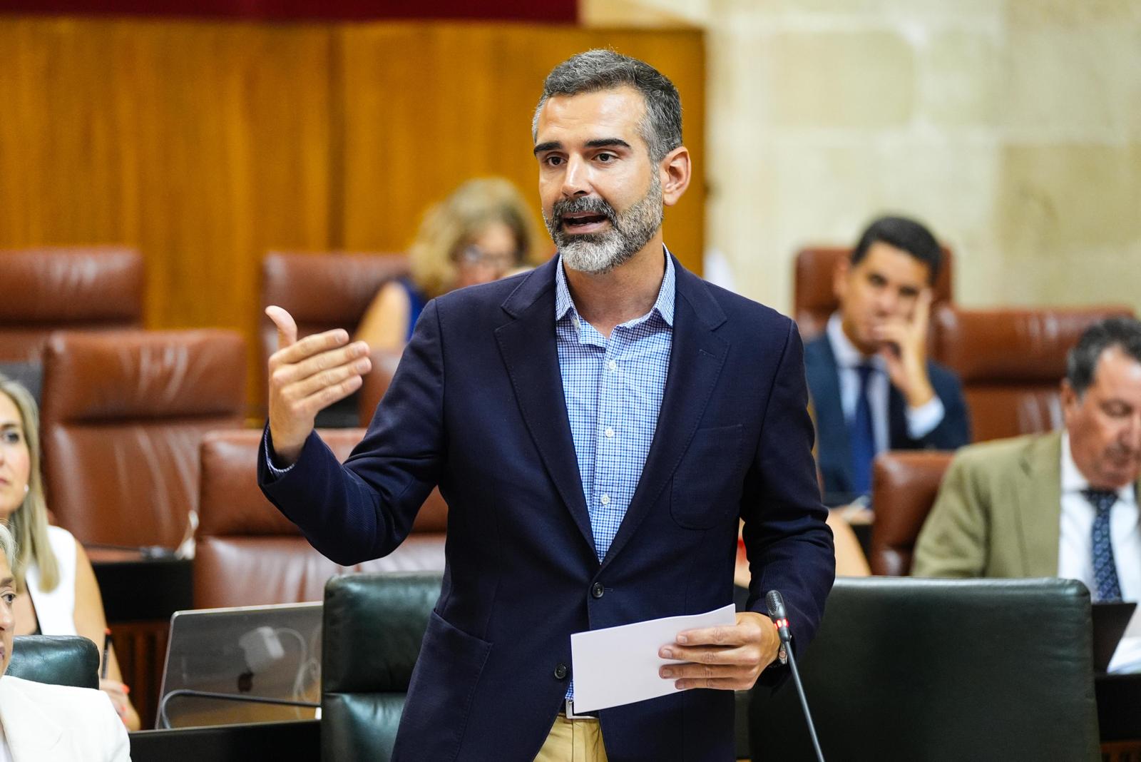 Ramón Fernández-Pacheco en el Parlamento de Andalucía