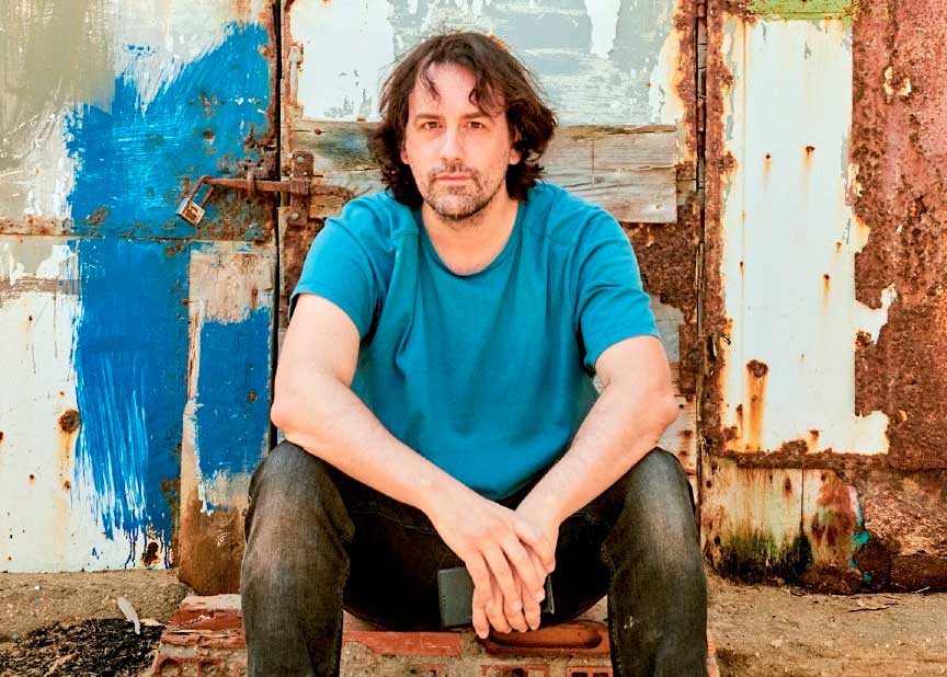 Isaki Lacuesta (fotografía: Jorge Fuembuena)