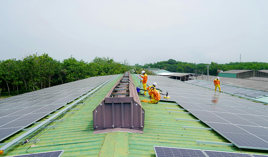 Cerca de mil empresas se interesan por las ayudas de competitividad y eficiencia energética de la Junta.