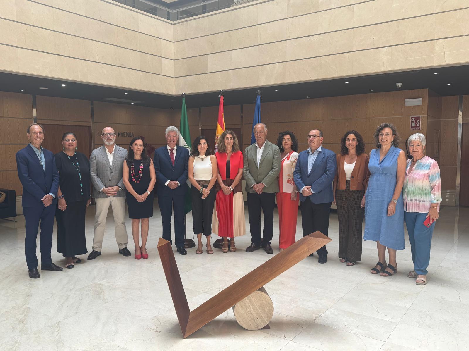 Reunión de Rocío Blanco con la Confederación Andaluza de Comercio