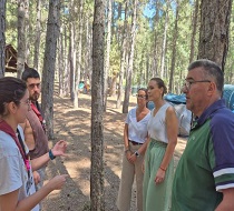 Visita del IAJ a la zona de acampada 'Los Negros' situada en Orcera