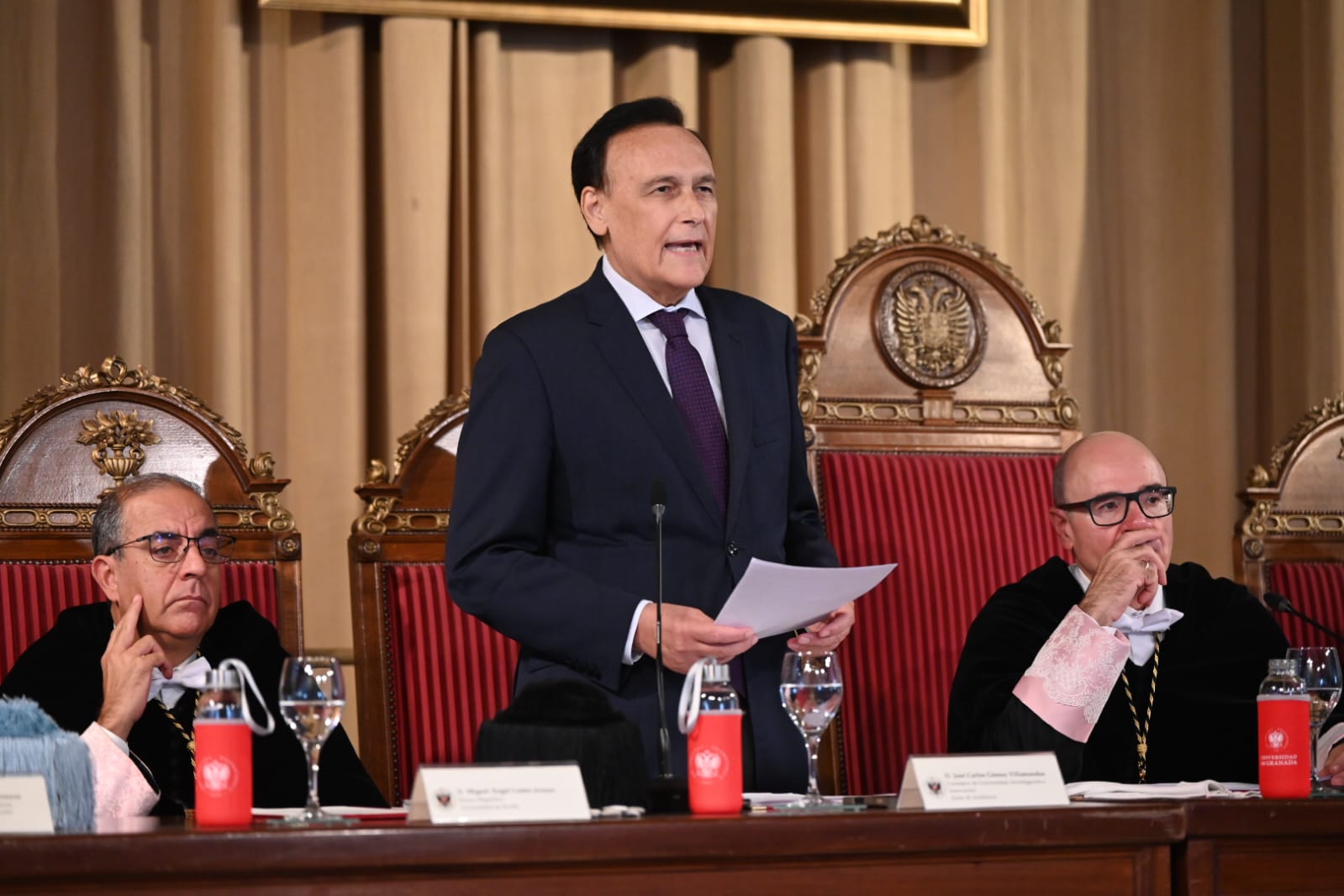 Villamandos en la UGR