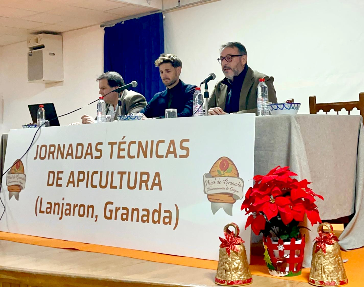 Daniel Quesada participa en las XXX Jornadas Técnicas de Apicultura organizadas por la Asociación Provincial de Apicultores de Granada