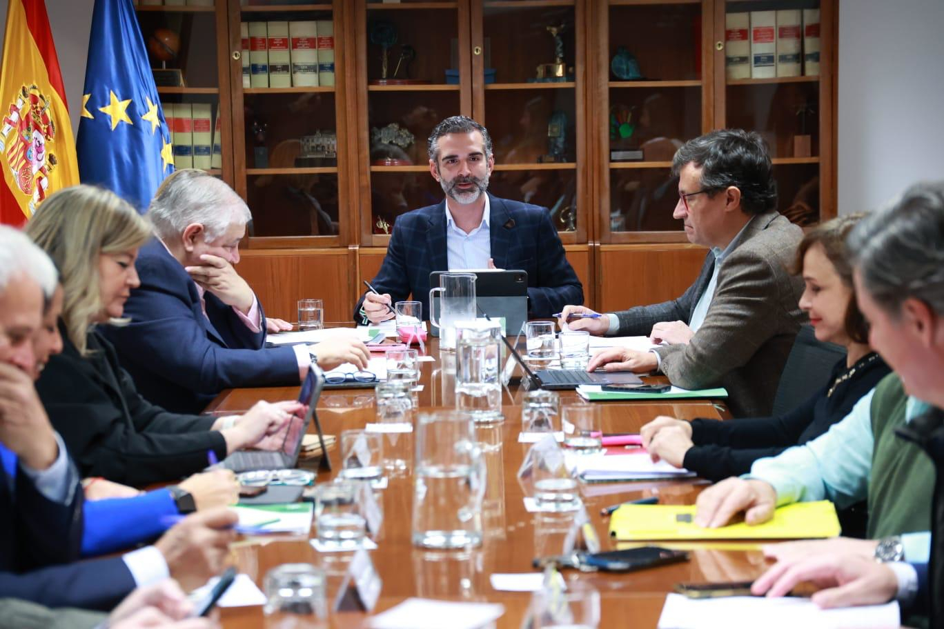 El consejero preside la Mesa de Interlocución Agraria de Andalucía
