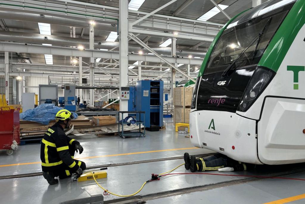 Escolares de San Fernando visitan el Trambahía. Escolares de San Fernando visitan el Trambahía.