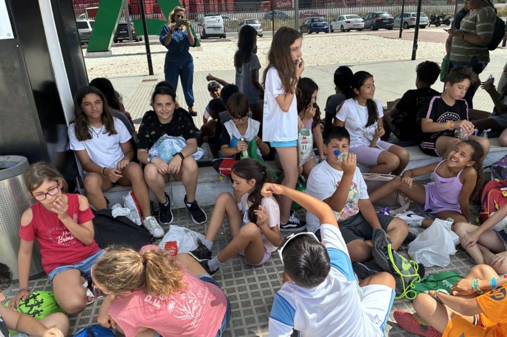 Escolares de Cádiz capital visitan el Trambahía. Escolares de Cádiz capital visitan el Trambahía.