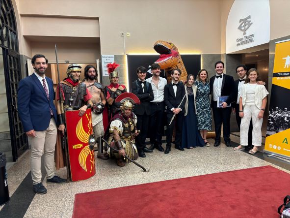 Ha asistido al este evento cultural la responsable provincial del Instituto Andaluz de la Juventud en Huelva, Ángela Ramos