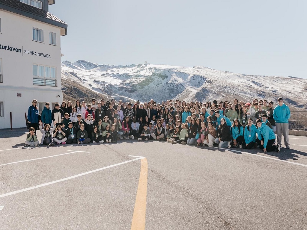 Jóvenes participantes en el encuentro celebrado en el Albergur Inturjoven de Sierra Nevada
